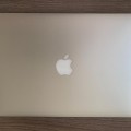 Apple MacBook Air (13-inch, 2017)