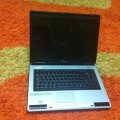 Laptop Toshiba Satellite L40,intel core 2 duo 1.73 GB,2 gb ddr2, bateria 2 ore