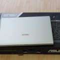 Laptop ultrabook asus U31J la cutie , toate accesoriile,2 placi video , 4 gb ddr3,500 gb hdd,aluminiu,foarte putin folosit,ULTRAPORTABIL