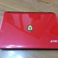 Netbook Acer Ferrari One FO200 pentru cunoscatori
